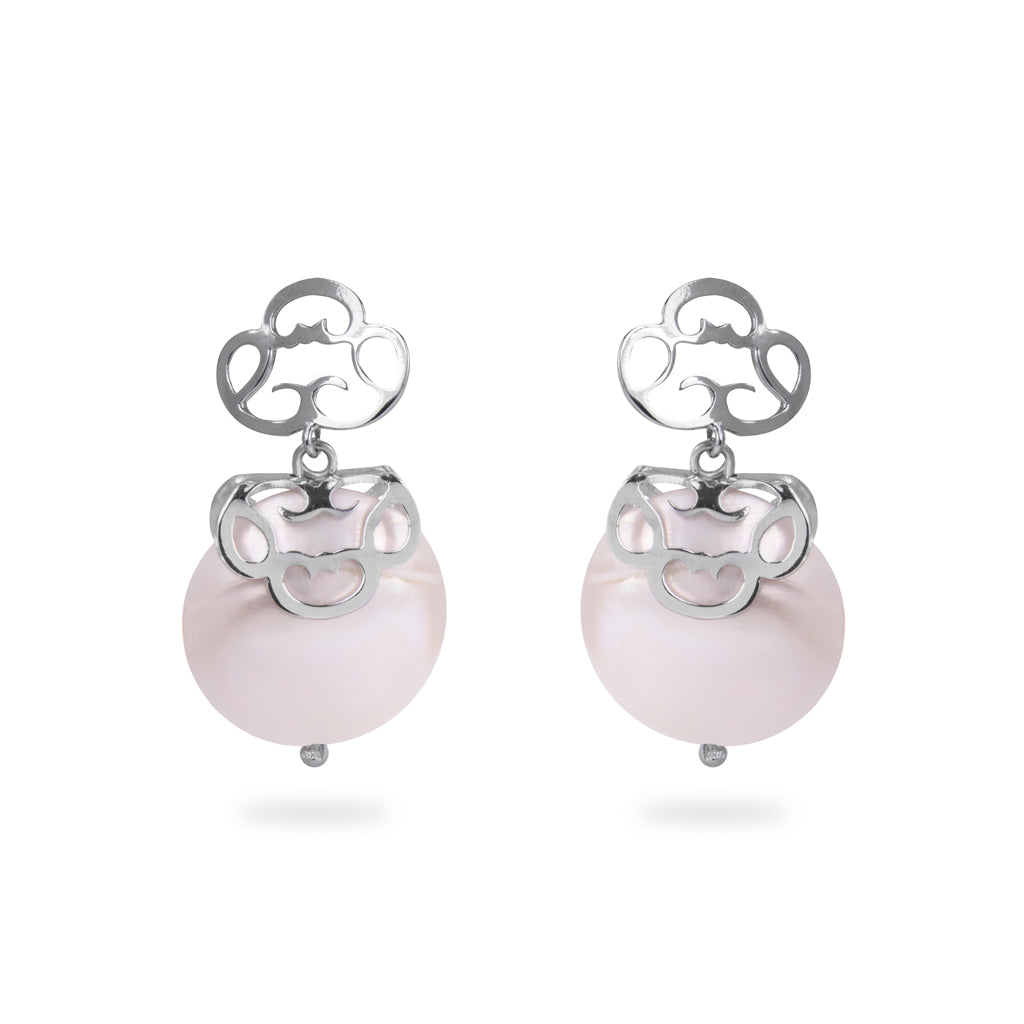 Aretes colección ofrenda de amor c/n madre perla